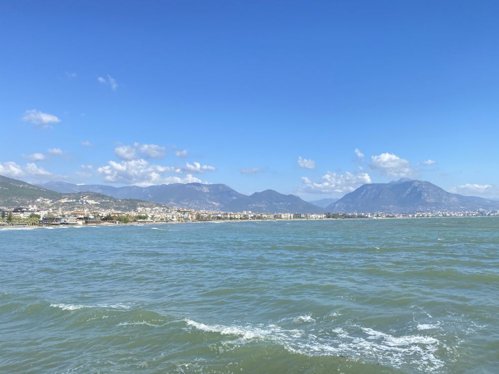 Обои кизилкуле, вода, облако, гора, гидроресурсы в разрешении 2048x1536