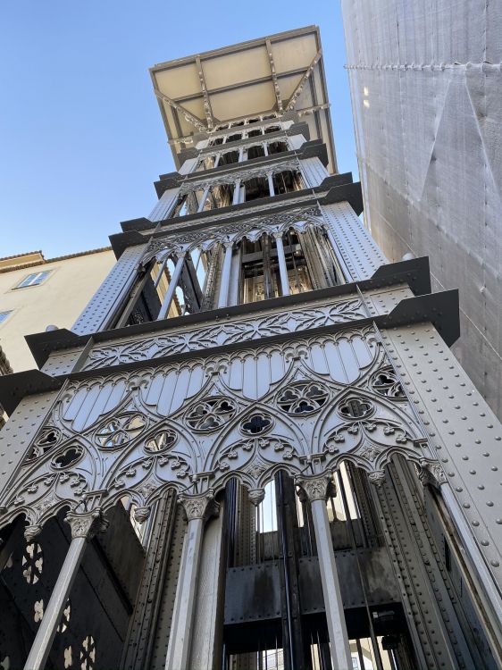 Обои ориентир, природа, синий, архитектура, освещение в разрешении 1536x2048