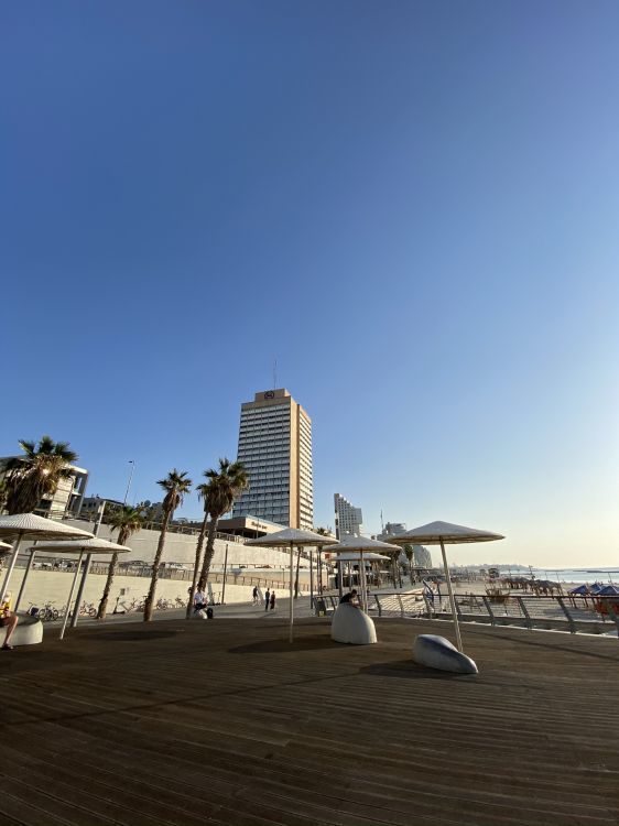 Обои башня, кондоминиум, коммерческое здание, небоскреб, смешанное использование в разрешении 1536x2048