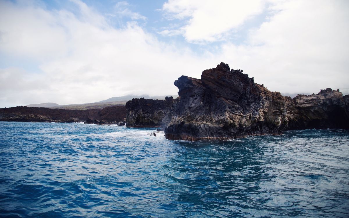 Обои побережье, море, рок, вода, океан в разрешении 2880x1800