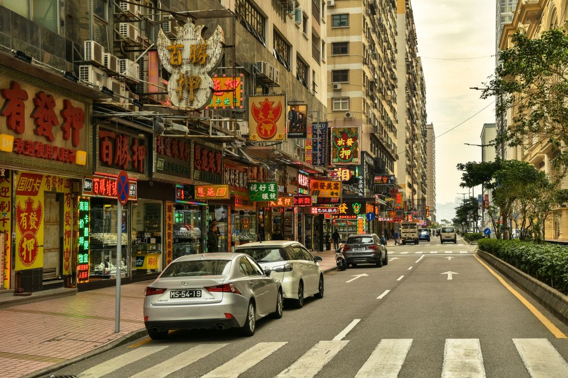 Обои городской район, улица, дорога, соседство, городок в разрешении 2760x1840