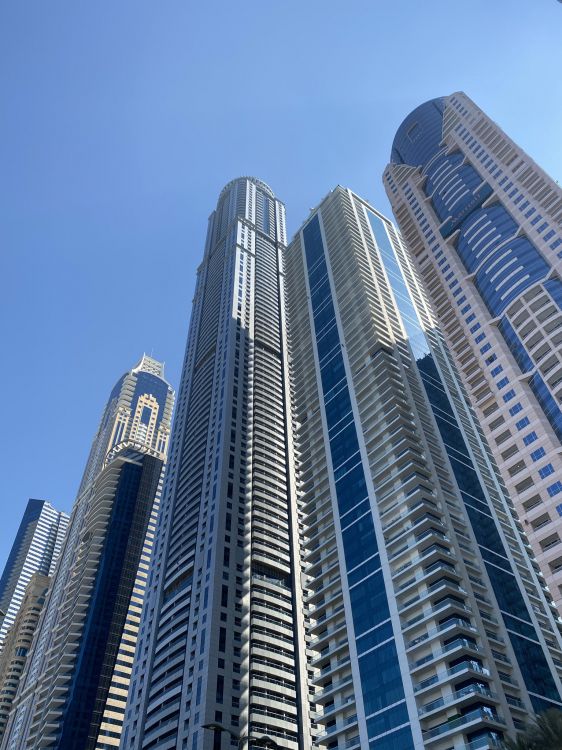 Обои Дубай, синий, башня, дневное время, архитектура в разрешении 1536x2048