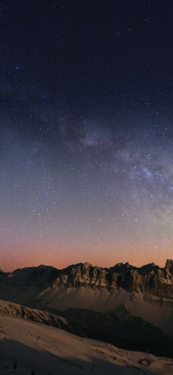 Обои LG, LG G8 ThinQ, смартфон, телефон, ночь в разрешении 1440x3120