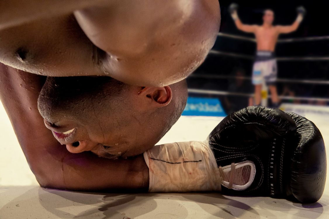 Обои физическая подготовка, мышца, агрессия, бокс, боксерская перчатка в разрешении 1920x1278