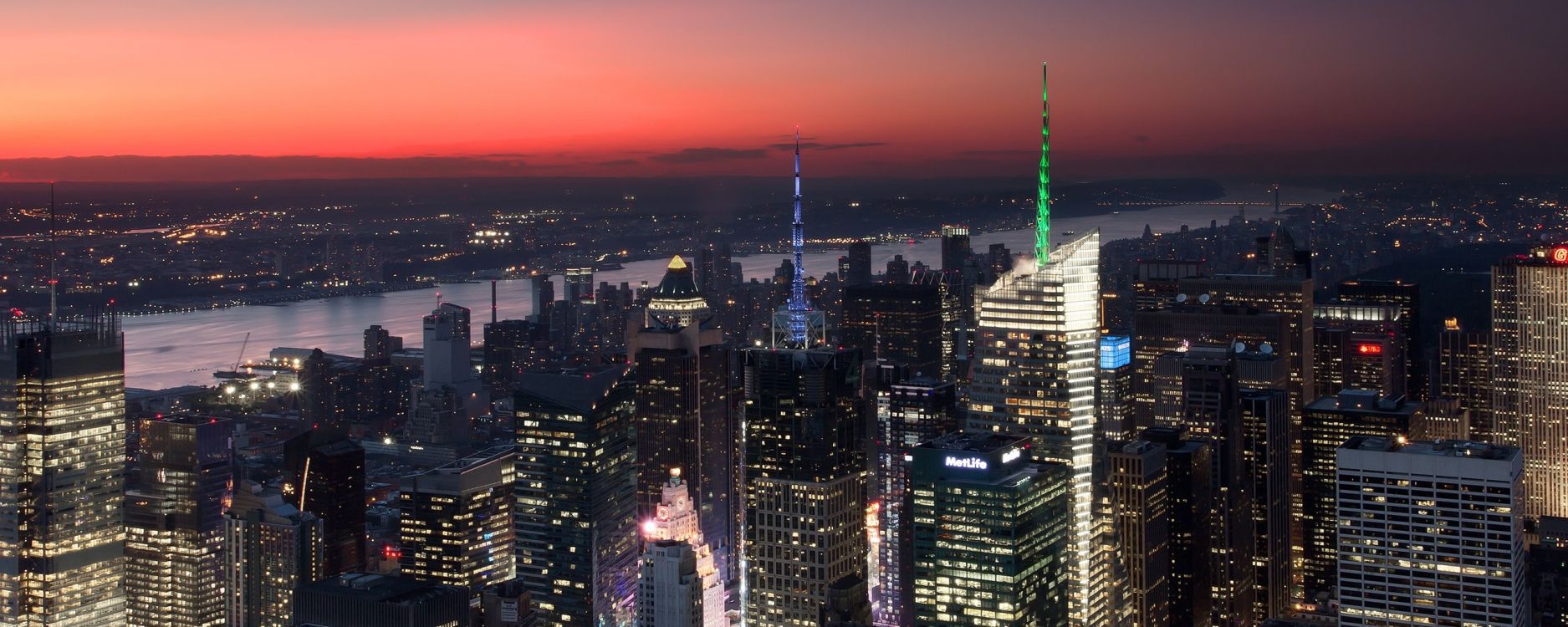 Обои Нью-Йорк, городской пейзаж, город, метрополия, городской район в разрешении 2560x1024