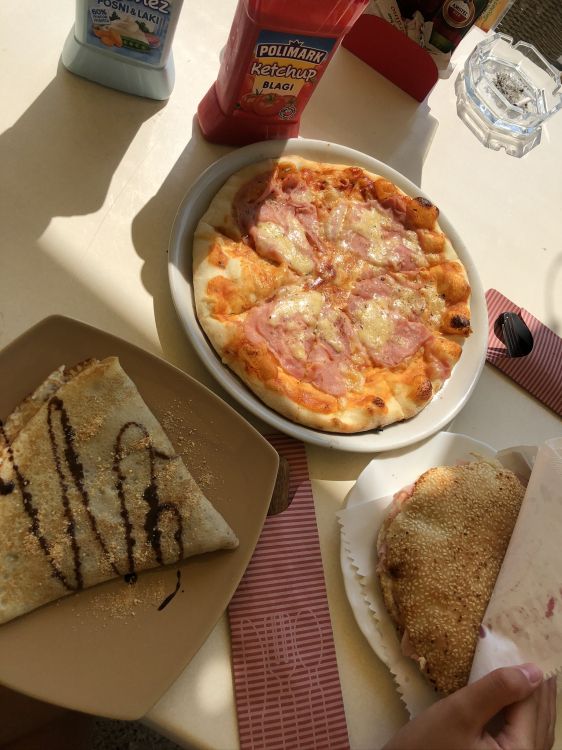 Обои пицца, завтрак, лепешки, пища, Кулинария в разрешении 1536x2048