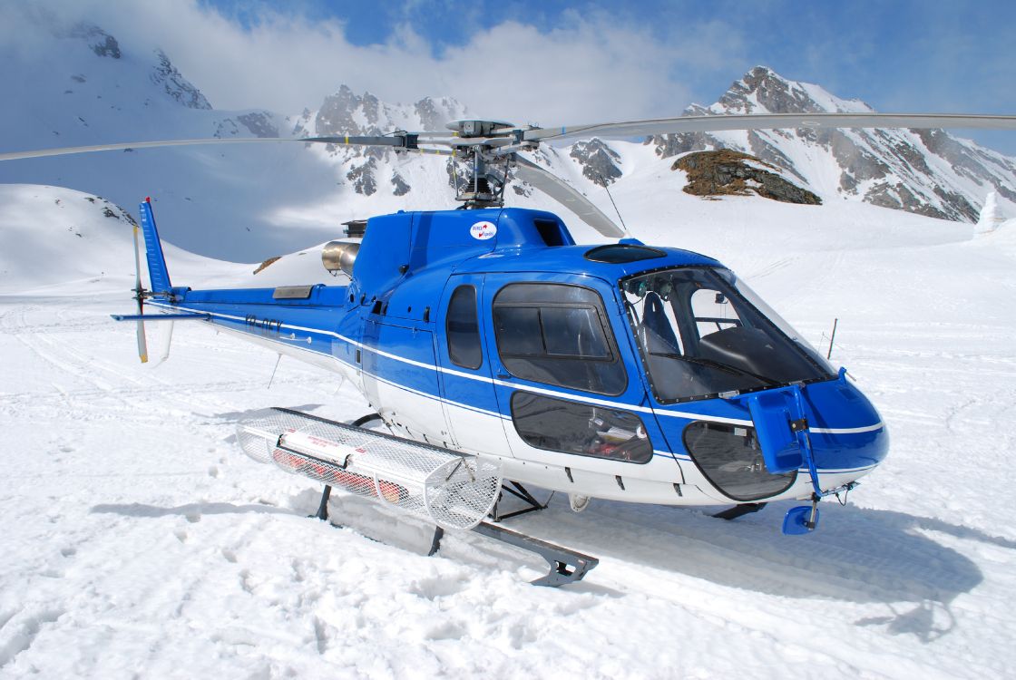 Обои вертолет, самолеты, военный вертолет, винтокрылая машина, винтокрыл в разрешении 3872x2592