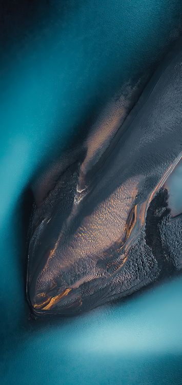 Обои вода, башмак, жест, автомобильное освещение, джинсовая ткань в разрешении 1422x3000