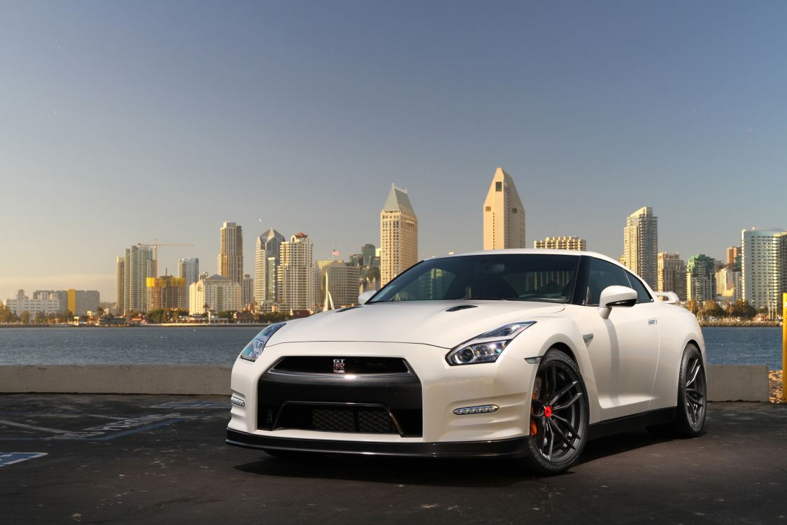 Обои nissan gt r, авто, Ниссан, колесо, обод в разрешении 1920x1280