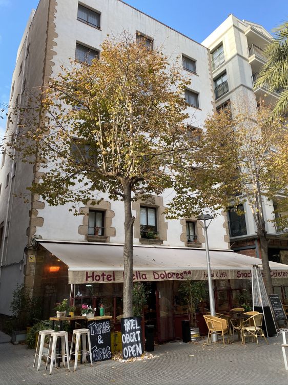 Обои смешанное использование, недвижимость, здание, квартира, уличная мебель в разрешении 1536x2048