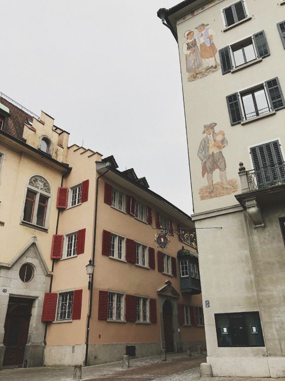 Обои архитектура, окно, фасад, соседство, городок в разрешении 3024x4032