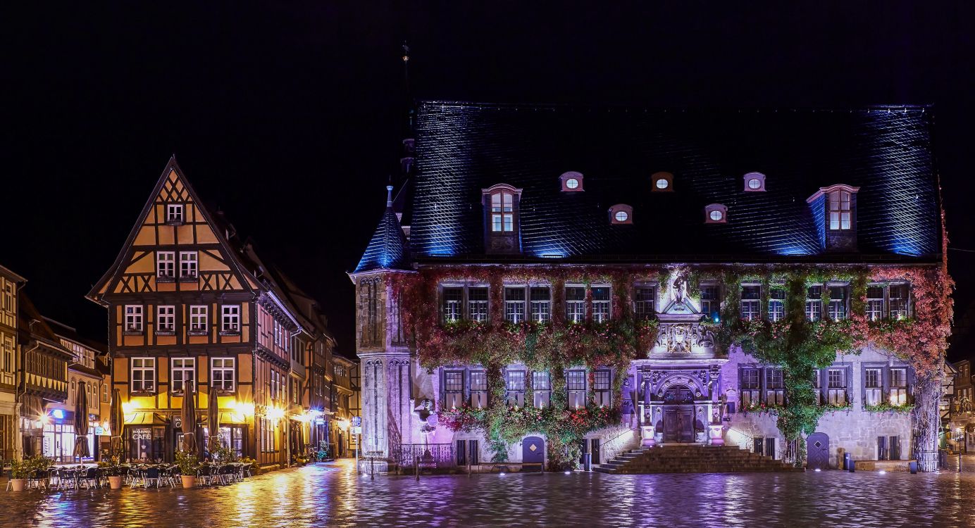 Обои Кведлинбург, ночь, город, ориентир, свет в разрешении 2700x1463