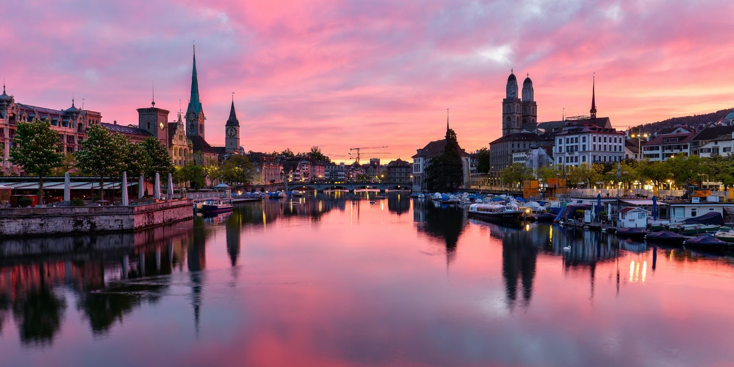 Обои Швейцария, Zrich, Grossmnster, вода, облако в разрешении 5120x2560