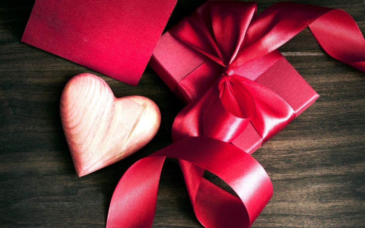 Обои День Святого Валентина, подарок, красный цвет, розовый, лента в разрешении 3840x2400