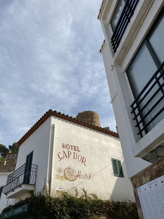 Обои недвижимость, жилой район, Хаус, крыша, квартира в разрешении 1536x2048