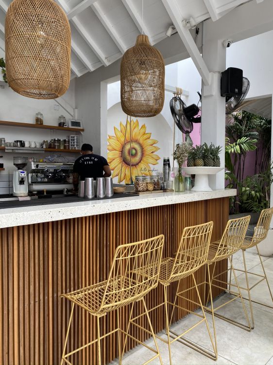 Обои таблица, обеденная комната, столешница, кухонный прибор, бытовой техники в разрешении 1536x2048