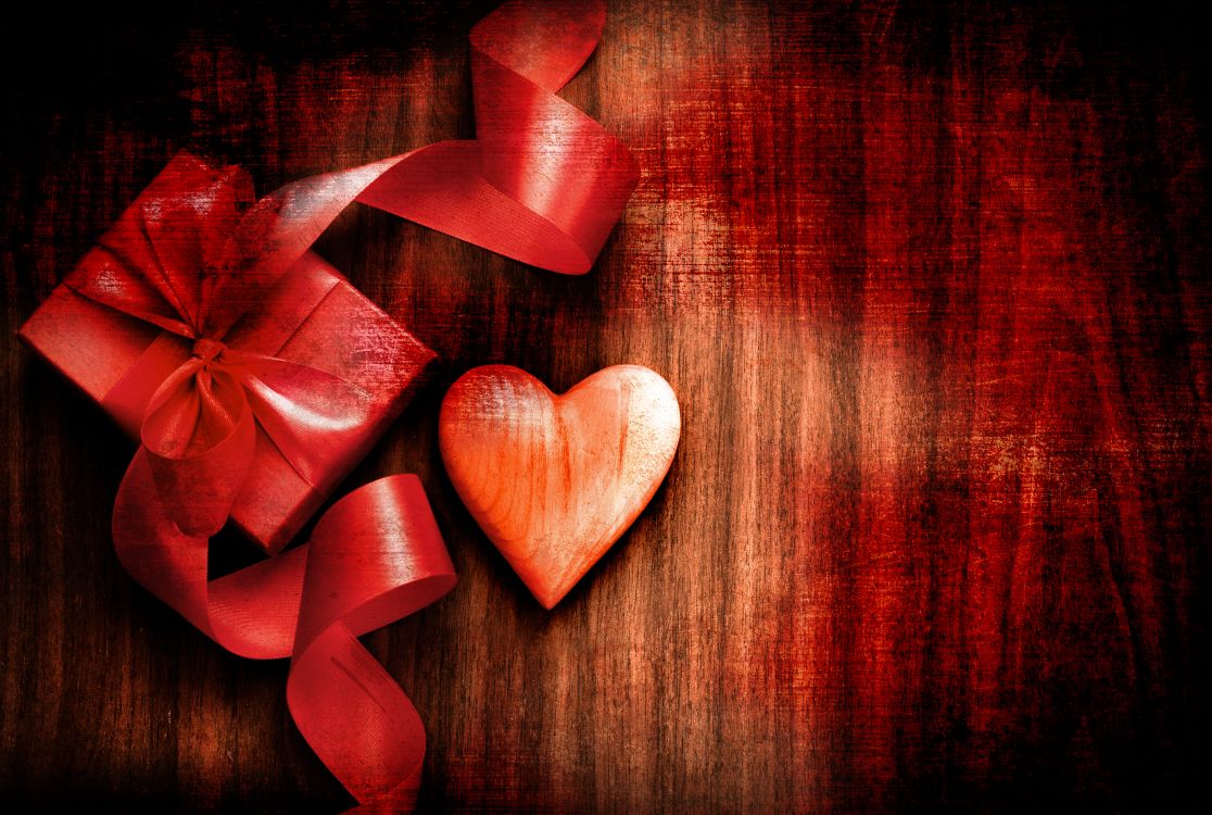 Обои День Святого Валентина, праздник, красный цвет, сердце, любовь в разрешении 5000x3360