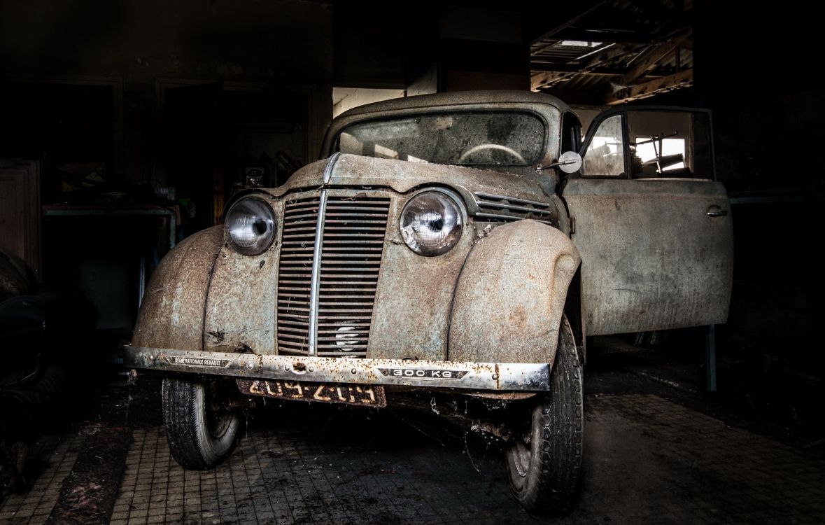 Обои старинная машина, легковые автомобили, база renault, Renault Group, Рено Р 16 в разрешении 2015x1281