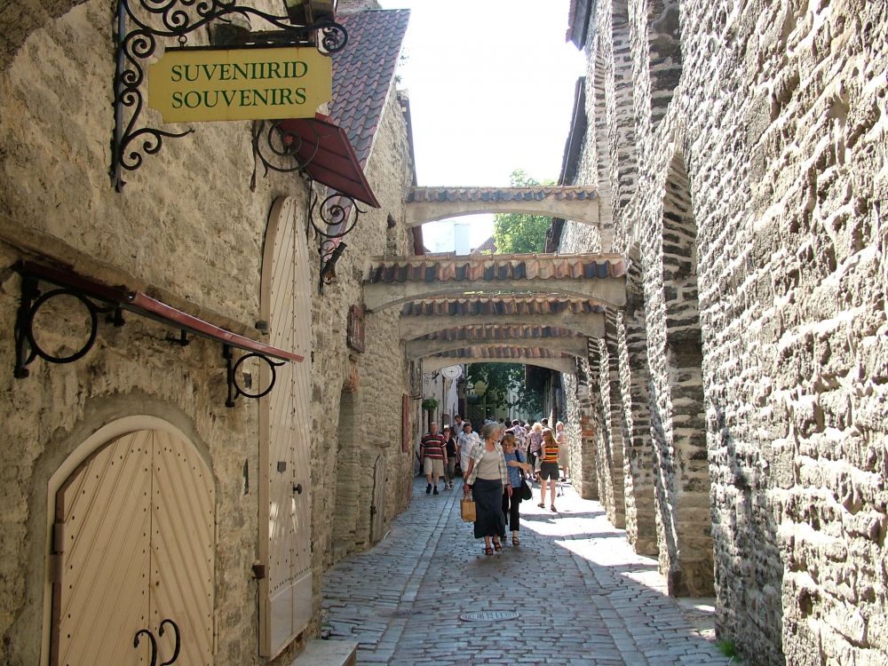 Обои Переулок Катарины, Св Екатерины Монастырь Таллин, аллея, улица, городок в разрешении 2848x2136