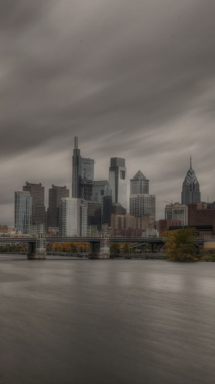 Обои линия горизонта, облако, вода, здание, небоскреб в разрешении 1080x1920