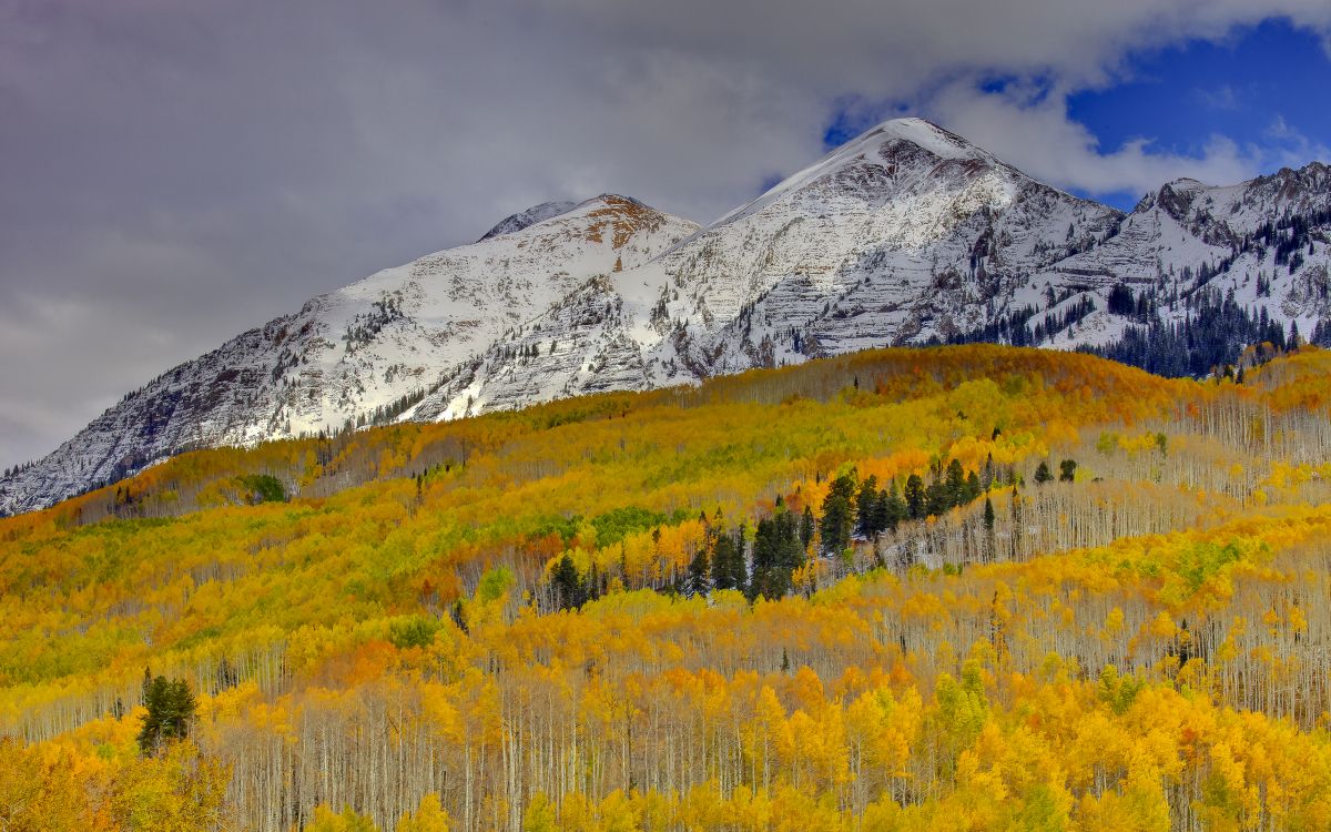 Обои дикая местность, природа, горный рельеф, гора, тундра в разрешении 2560x1600