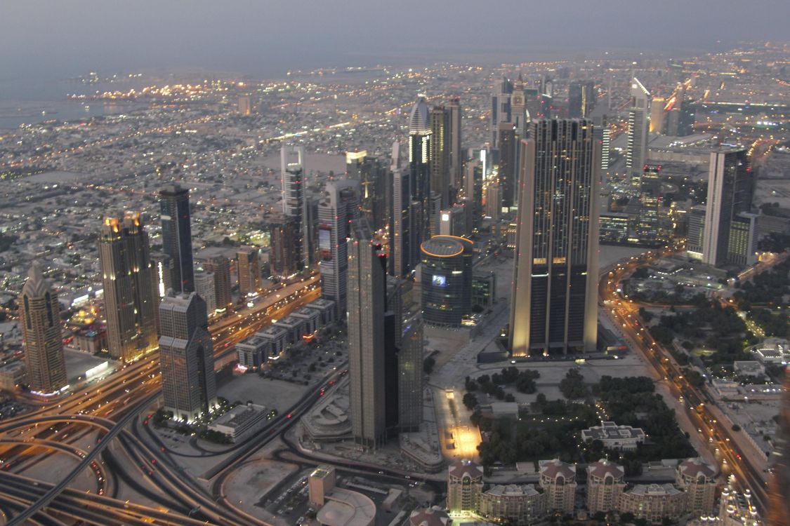 Обои Бурдж Халифа, небоскреб, городской пейзаж, городской район, метрополия в разрешении 3111x2074