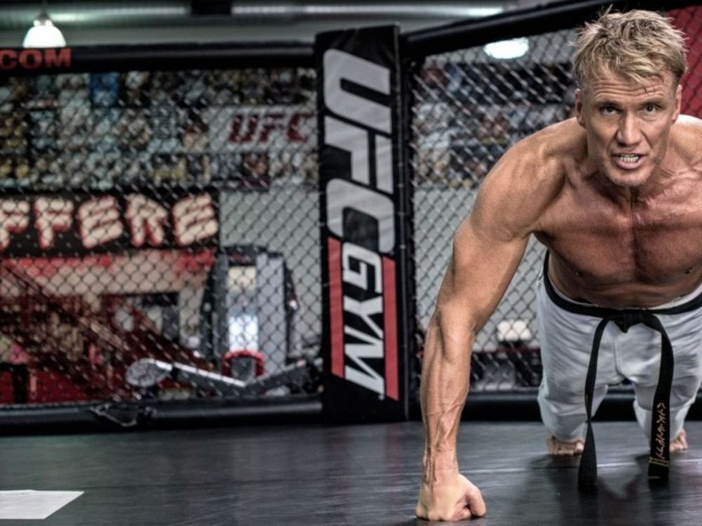 Обои Дольф Лундгрен, рука, Бодибилдинг, мышца, физическая подготовка в разрешении 2048x1536